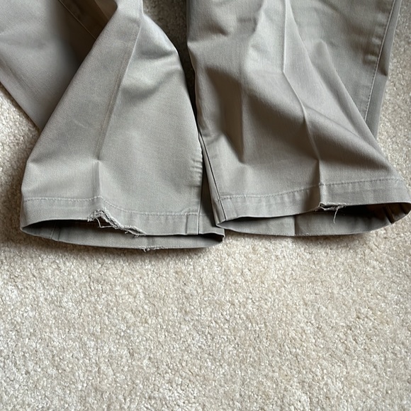 Dockers pleated front pants - Picture 6 of 6